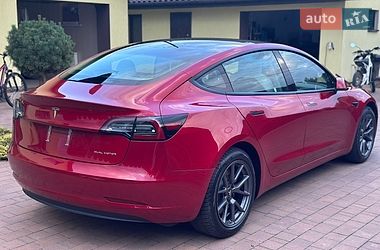 Седан Tesla Model 3 2021 в Вінниці