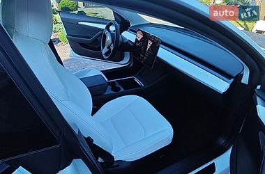 Седан Tesla Model 3 2022 в Верхнеднепровске