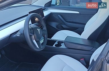 Седан Tesla Model 3 2022 в Верхнеднепровске