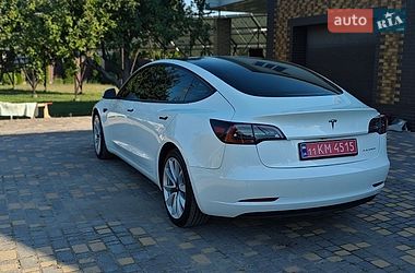 Седан Tesla Model 3 2022 в Верхнеднепровске
