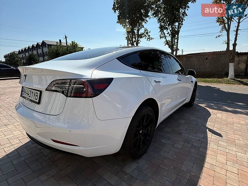 Седан Tesla Model 3 2018 в Одессе