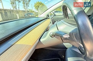 Седан Tesla Model 3 2018 в Одессе