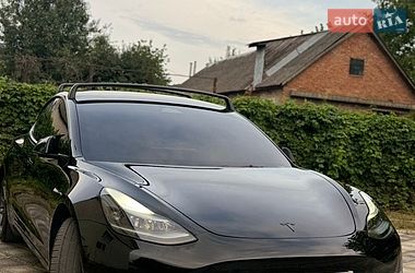 Седан Tesla Model 3 2023 в Хмельницком