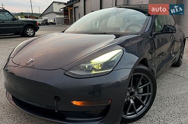 Седан Tesla Model 3 2024 в Дрогобыче
