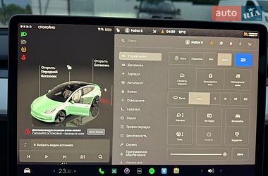 Седан Tesla Model 3 2024 в Дрогобыче