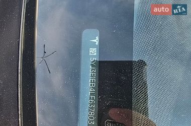 Седан Tesla Model 3 2020 в Дрогобичі