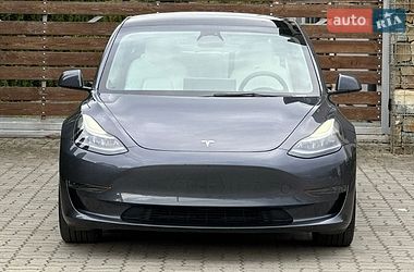 Седан Tesla Model 3 2023 в Стрые