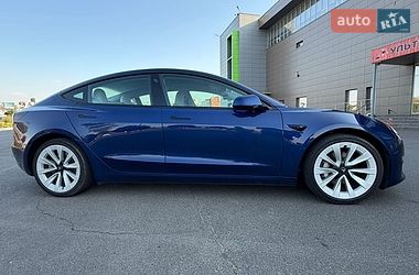 Седан Tesla Model 3 2021 в Кривому Розі