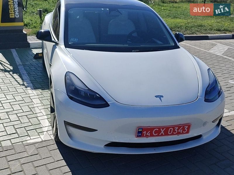 Седан Tesla Model 3 2023 в Василькове