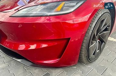 Седан Tesla Model 3 2024 в Капитановке