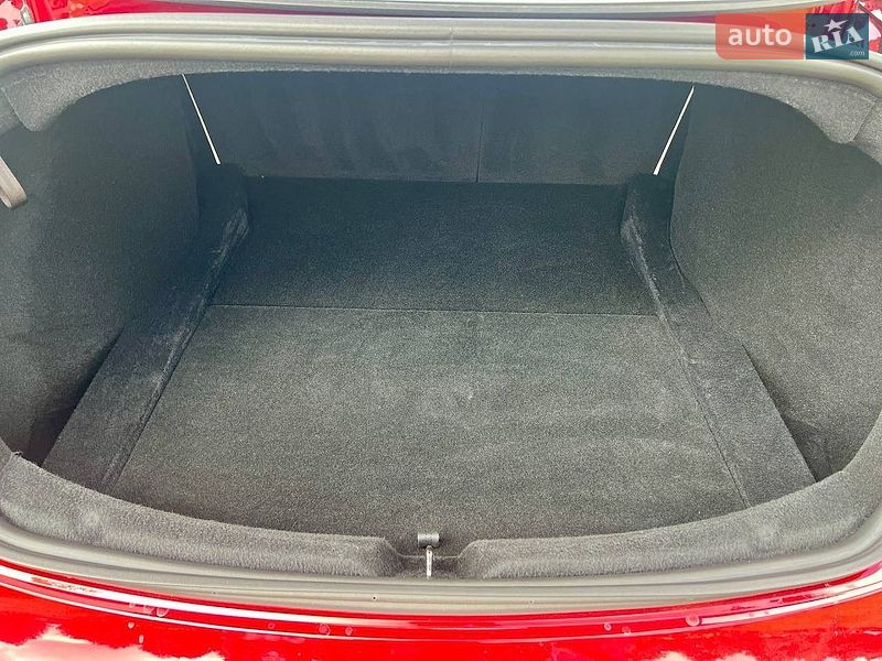 Седан Tesla Model 3 2024 в Капитановке