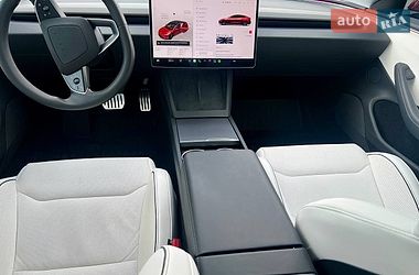Седан Tesla Model 3 2024 в Капитановке