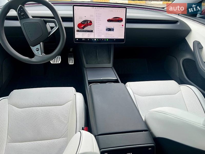 Седан Tesla Model 3 2024 в Капитановке