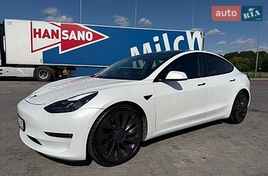 Седан Tesla Model 3 2021 в Луцьку