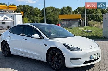 Седан Tesla Model 3 2021 в Луцьку