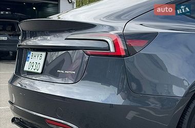 Седан Tesla Model 3 2024 в Киеве фото 7 Седан Tesla Model 3 2024 в Киеве