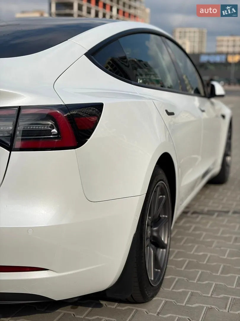 2022 Tesla Model 3 - мініатюра 4