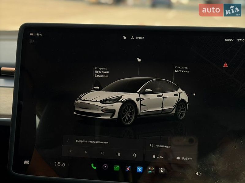 Седан Tesla Model 3 2022 в Киеве