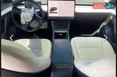 Седан Tesla Model 3 2021 в Львове фото 14 Седан Tesla Model 3 2021 в Львове