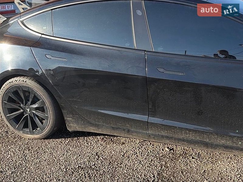 Седан Tesla Model 3 2021 в Львове фото 10 Седан Tesla Model 3 2021 в Львове