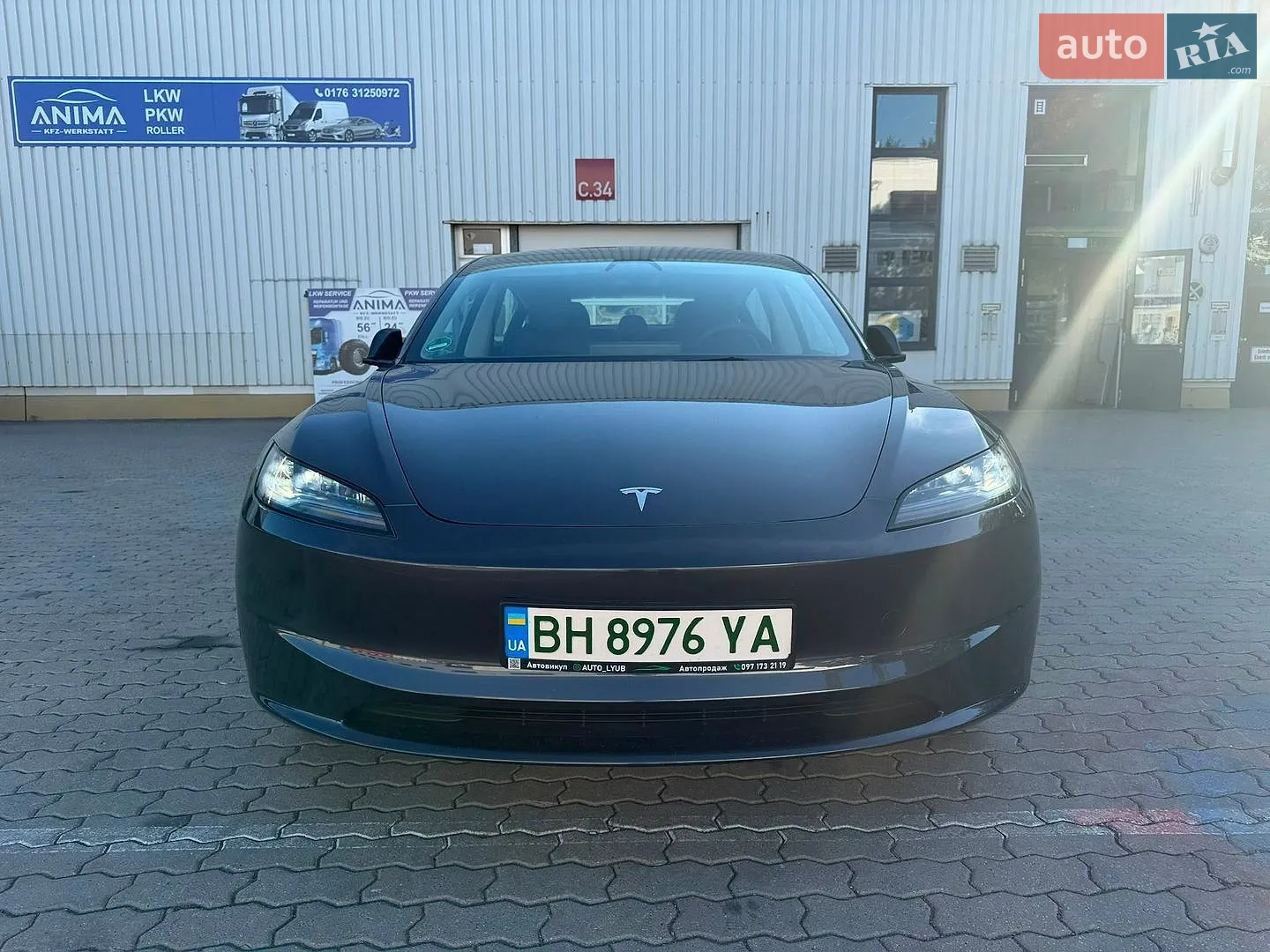 2024 Tesla Model 3 - мініатюра 3