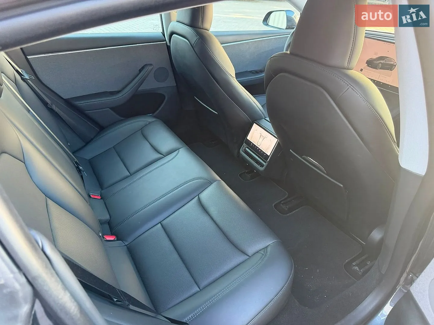 2024 Tesla Model 3 - мініатюра 11