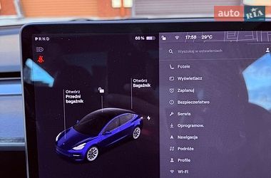 Седан Tesla Model 3 2018 в Львове