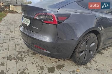 Седан Tesla Model 3 2022 в Долине