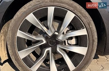 Седан Tesla Model 3 2025 в Калуше