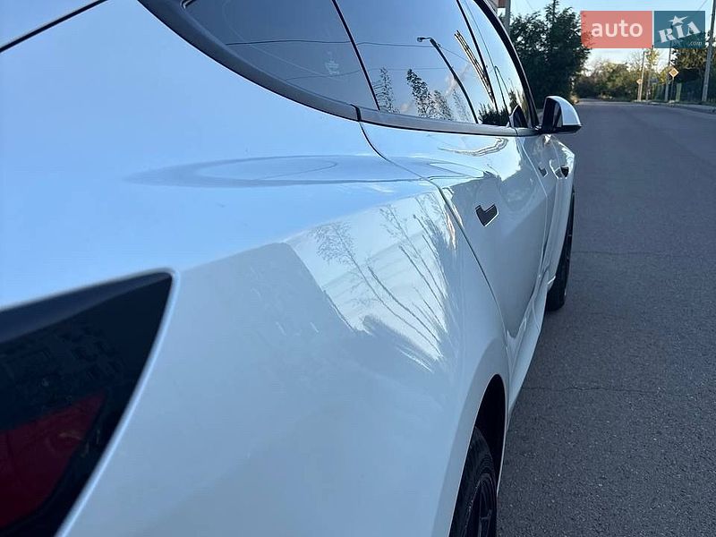 Седан Tesla Model 3 2021 в Харькове фото 18 Седан Tesla Model 3 2021 в Харькове