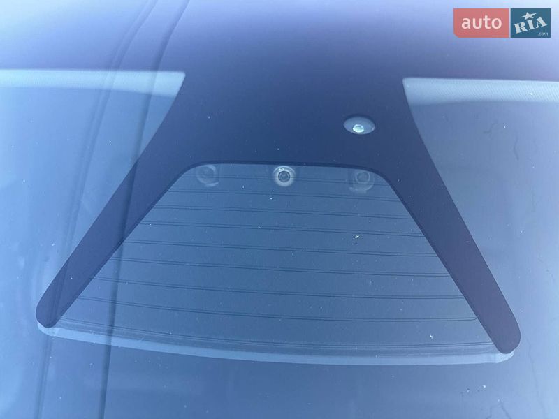 Седан Tesla Model 3 2021 в Харькове фото 43 Седан Tesla Model 3 2021 в Харькове