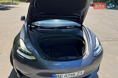 Седан Tesla Model 3 2020 в Миколаєві