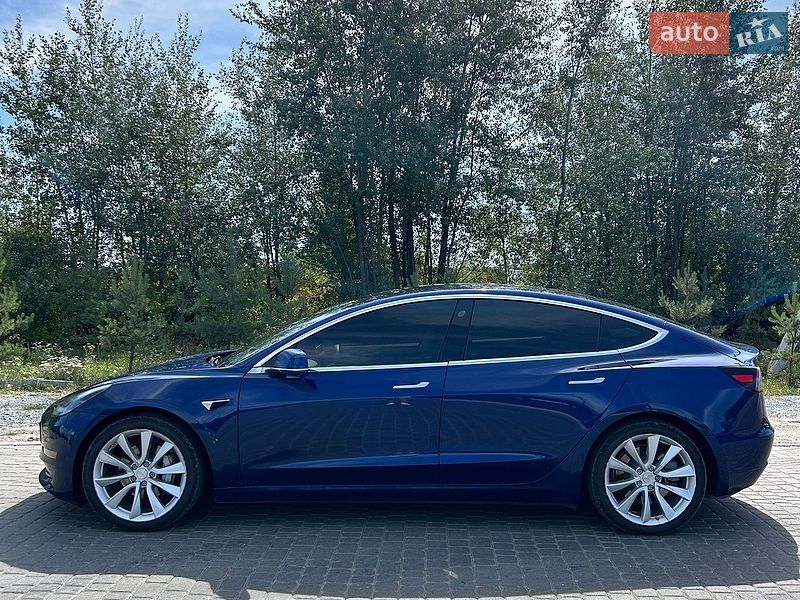 Седан Tesla Model 3 2019 в Львові фото 4 Седан Tesla Model 3 2019 в Львові