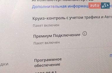 Седан Tesla Model 3 2021 в Києві