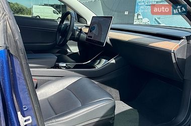 Седан Tesla Model 3 2019 в Львові фото 19 Седан Tesla Model 3 2019 в Львові