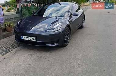 tesla model-3 2022 в Київ від професійного продавця Руслан