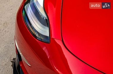 Седан Tesla Model 3 2021 в Заліщиках