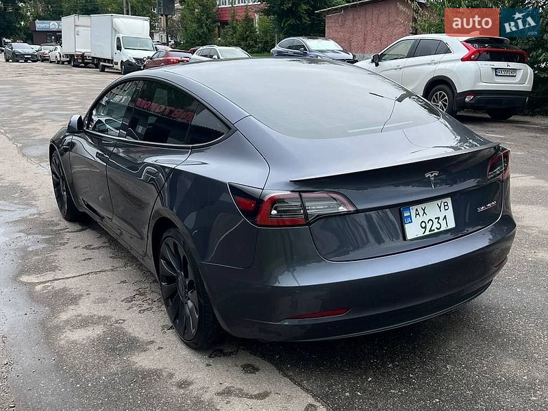 Седан Tesla Model 3 2021 в Харькове