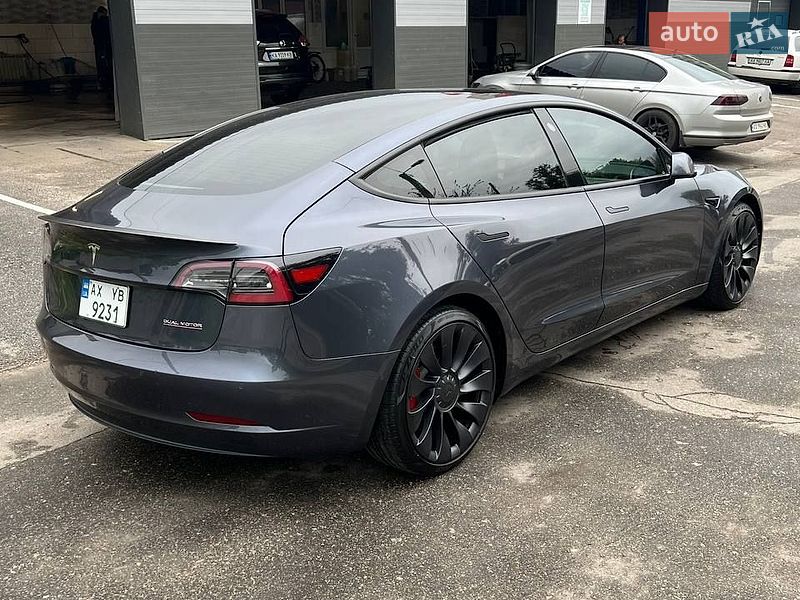 Седан Tesla Model 3 2021 в Харькове