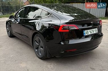 Седан Tesla Model 3 2019 в Виннице