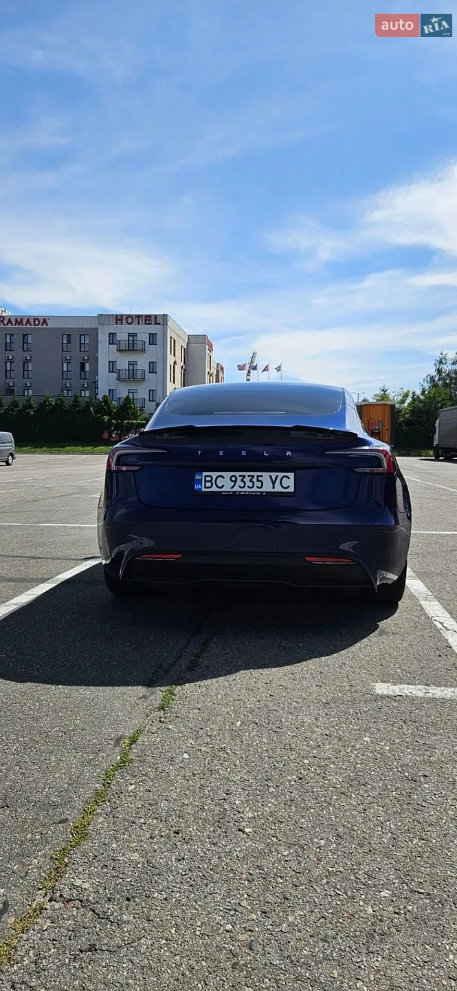 2024 Tesla Model 3 - мініатюра 8