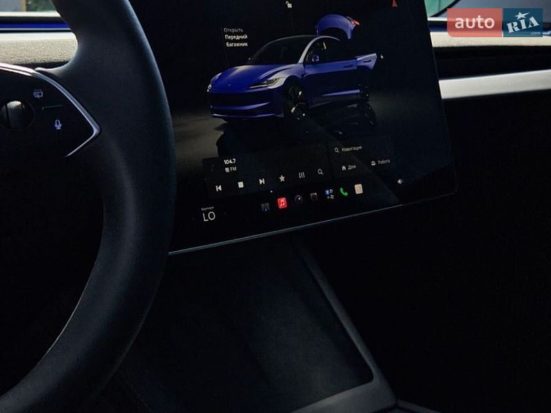 Седан Tesla Model 3 2024 в Львові