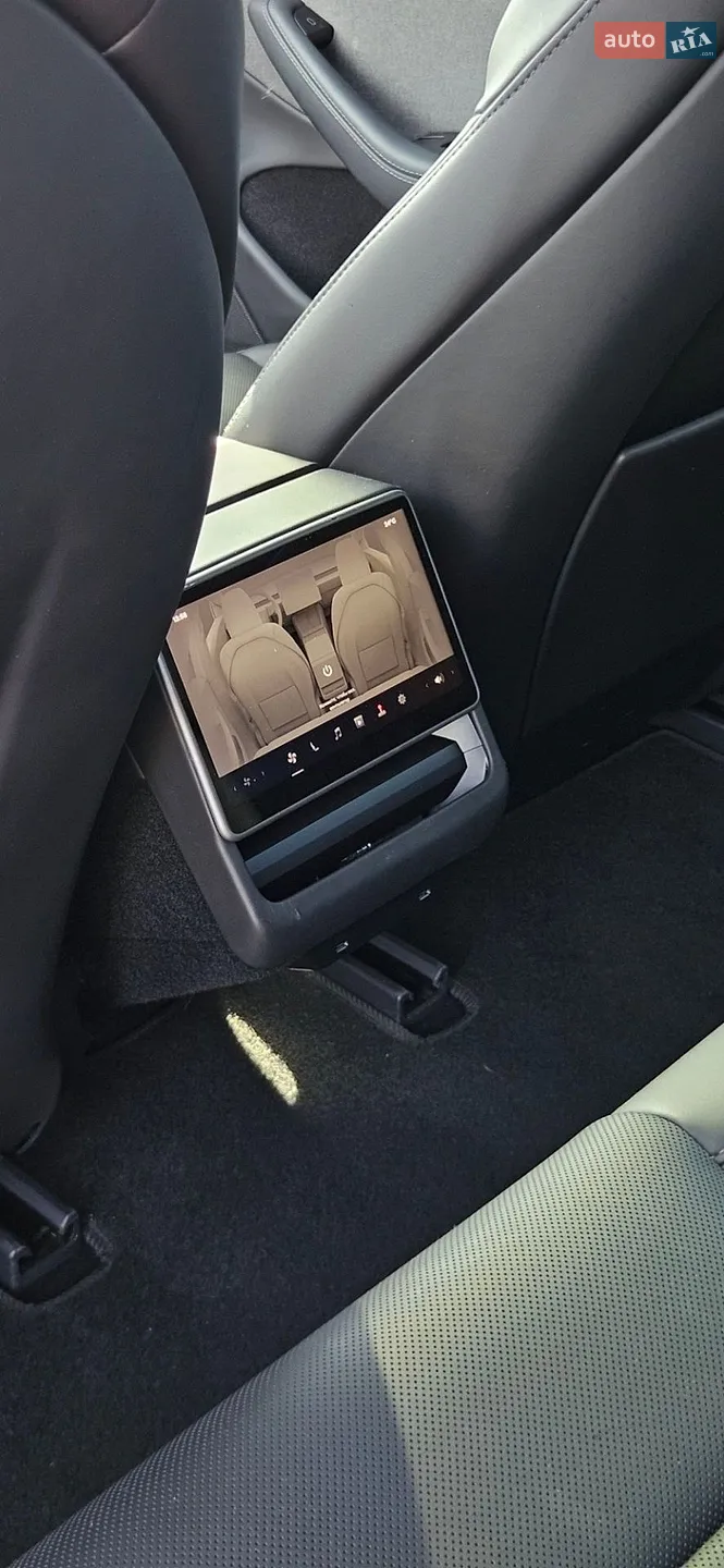 2024 Tesla Model 3 - мініатюра 15
