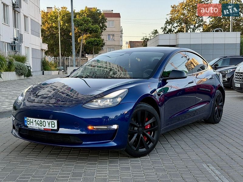 Tesla Model 3 2023