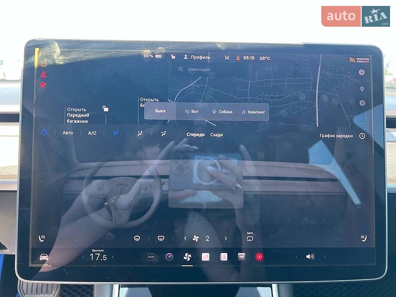 Седан Tesla Model 3 2019 в Львове
