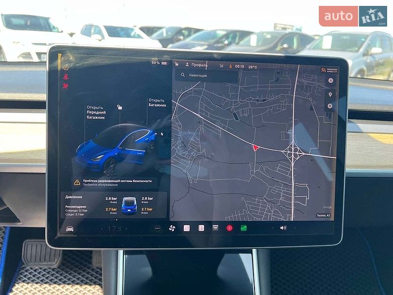 Седан Tesla Model 3 2019 в Львове