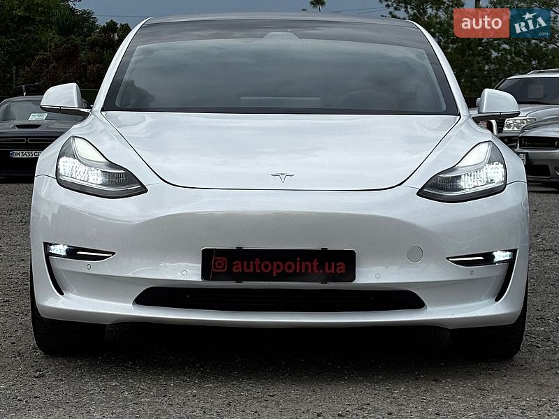 Tesla Model 3 2019