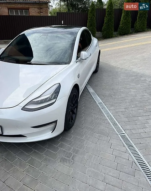 2019 Tesla Model 3 - мініатюра 12