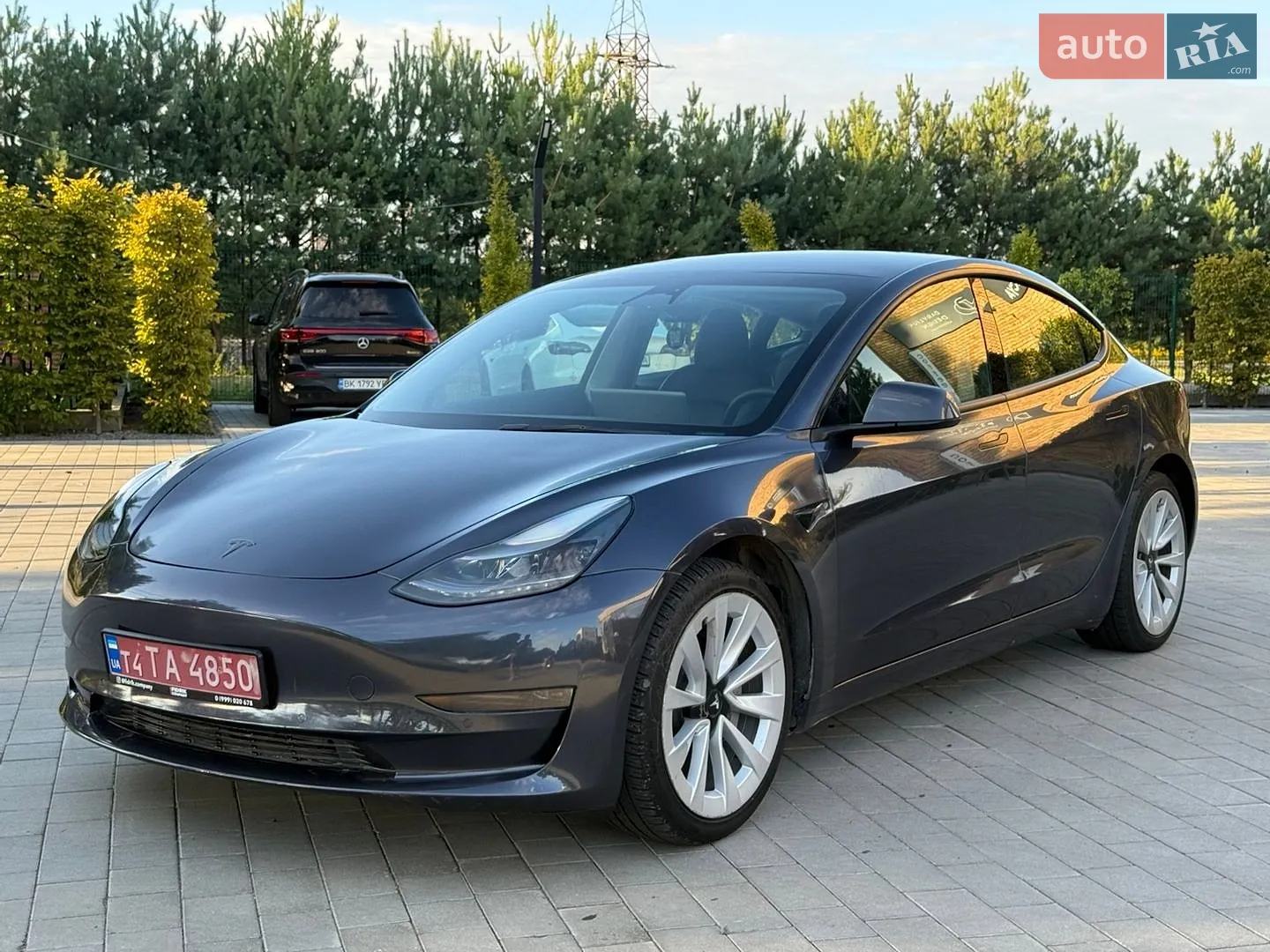 2022 Tesla Model 3 - фото 1