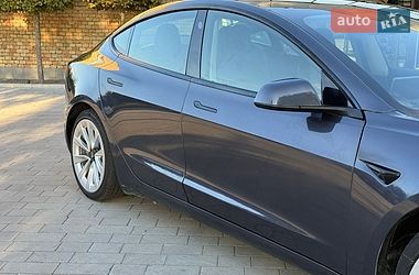 Седан Tesla Model 3 2022 в Луцьку